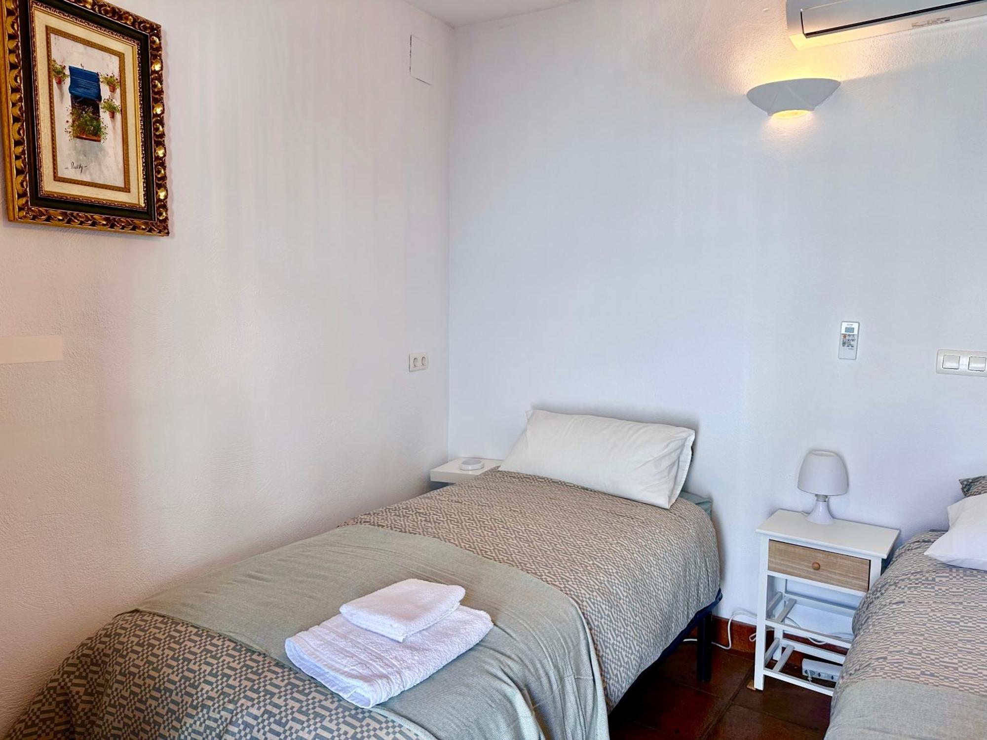 Casa Alfar Con Terrazas Unicas En El Casco Antiguo Hotel Salobrena Ngoại thất bức ảnh